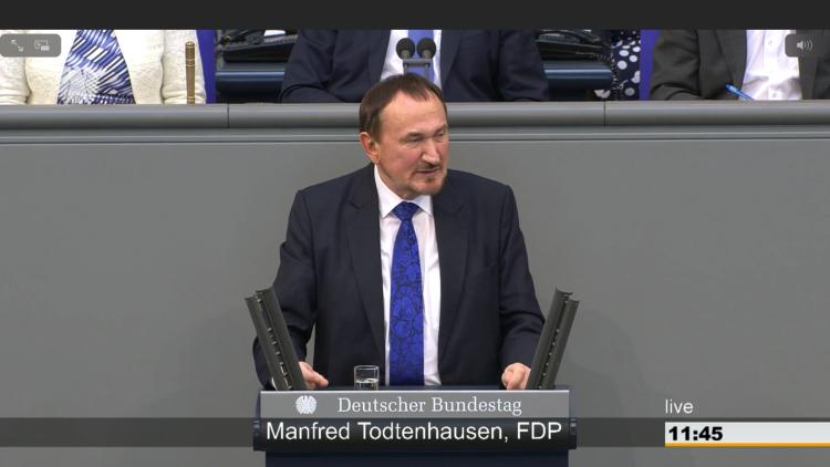 Manfred Todtenhausen, MdB